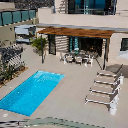 Orion Luxury Ocean View فيلة أذيخي