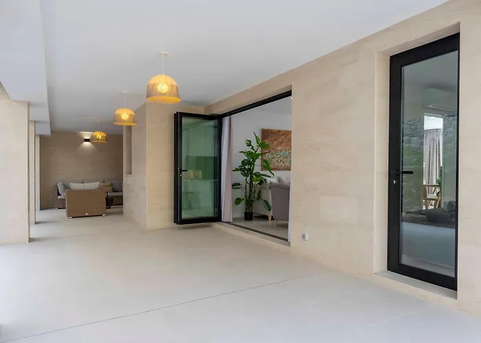 Villa Orion Luxury Ocean View *