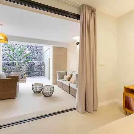 Orion Luxury Ocean View 빌라 아데제